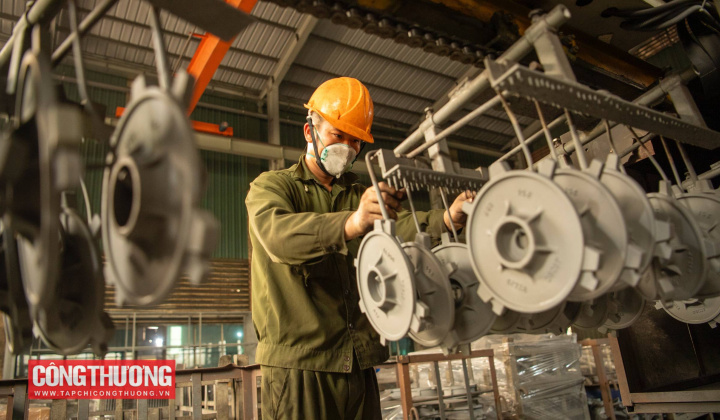 Sản xuất công nghiệp duy trì đà tích cực, IIP tháng 4/2026 tăng 9,9%