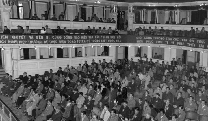[Truyền thống Công Thương] Khôi phục kinh tế miền Bắc sau năm 1954 và xây dựng cơ sở vật chất của chủ nghĩa xã hội