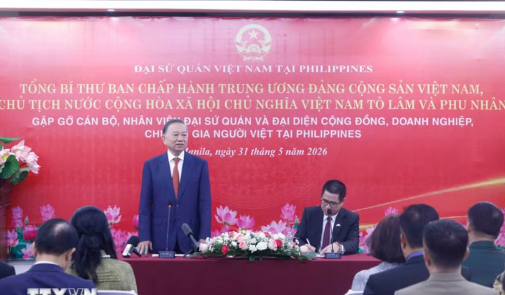Tổng Bí thư, Chủ tịch nước gặp gỡ đại diện cộng đồng người Việt tại Philippines