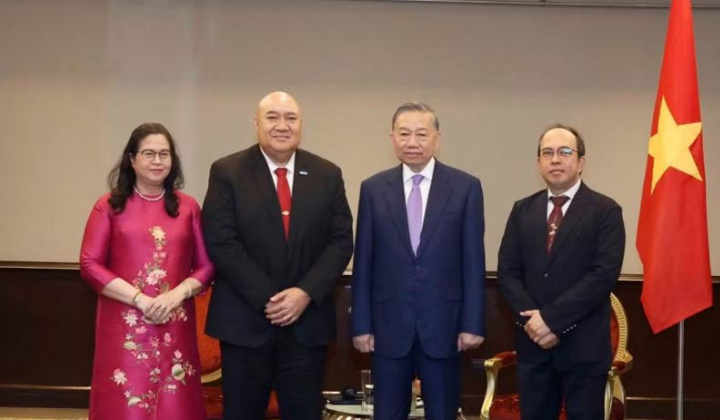 Tổng Bí thư, Chủ tịch nước Tô Lâm tiếp một số tổ chức và doanh nghiệp tại Philippines