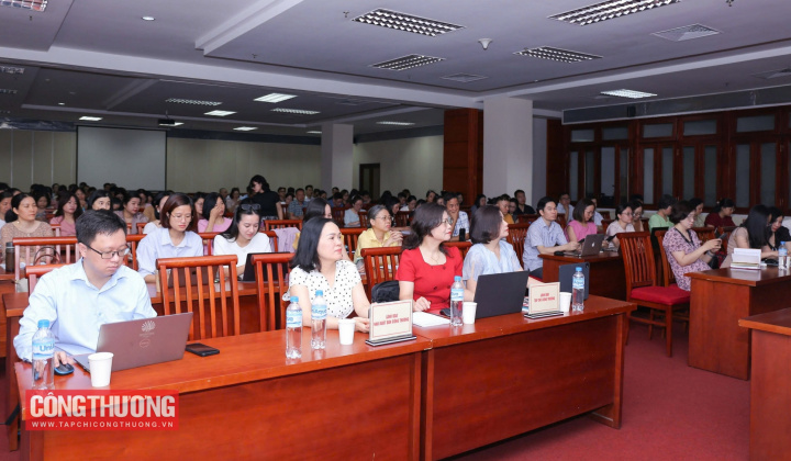 Bộ Công Thương tổ chức lớp bồi dưỡng chuyên sâu về ứng dụng AI cho khối báo chí, truyền thông