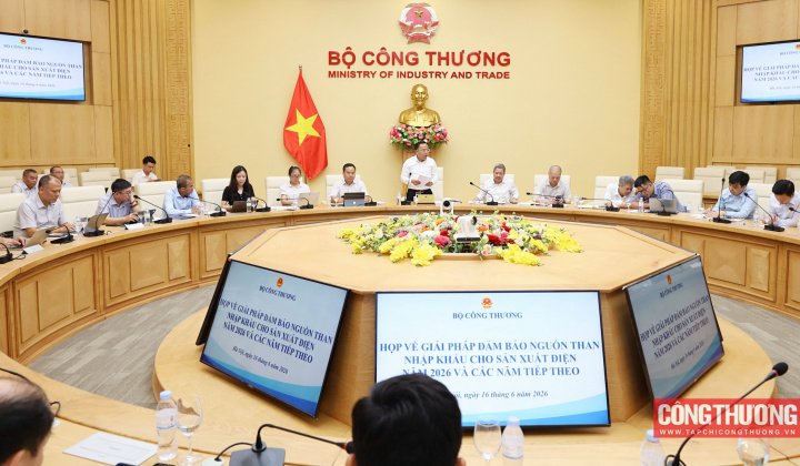 Bộ Công Thương họp về giải pháp đảm bảo nguồn than nhập khẩu cho sản xuất điện năm 2026 và các năm tiếp theo