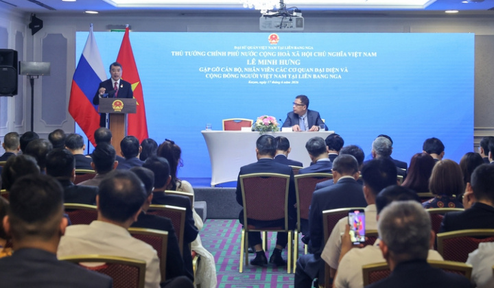Thủ tướng Lê Minh Hưng: Mỗi người Việt Nam ở nước ngoài phải là một đại sứ của dân tộc