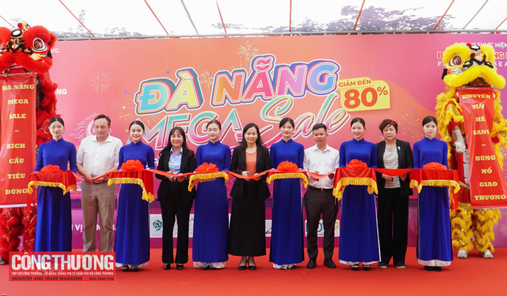 Đà Nẵng: Khai mạc ngày hội khuyến mại hàng hiệu với 300 thương hiệu tham gia