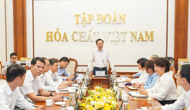Vinachem: Đánh giá giai đoạn 1 nghiên cứu chuỗi giá trị bán dẫn, triển khai giai đoạn 2 về đất hiếm