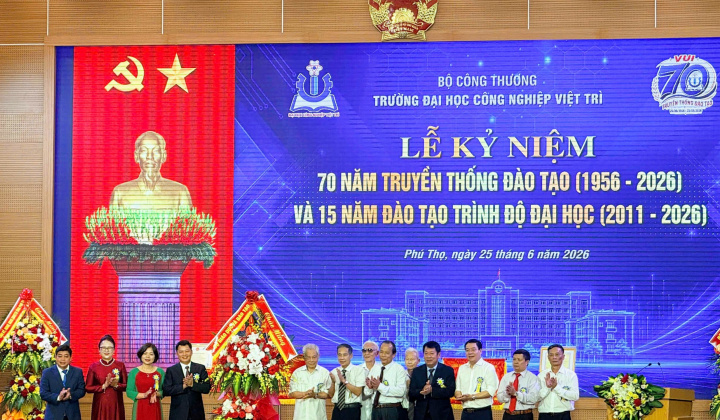Trường Đại học Công nghiệp Việt Trì: 70 năm vun đắp nguồn nhân lực cho ngành Công Thương và đất nước