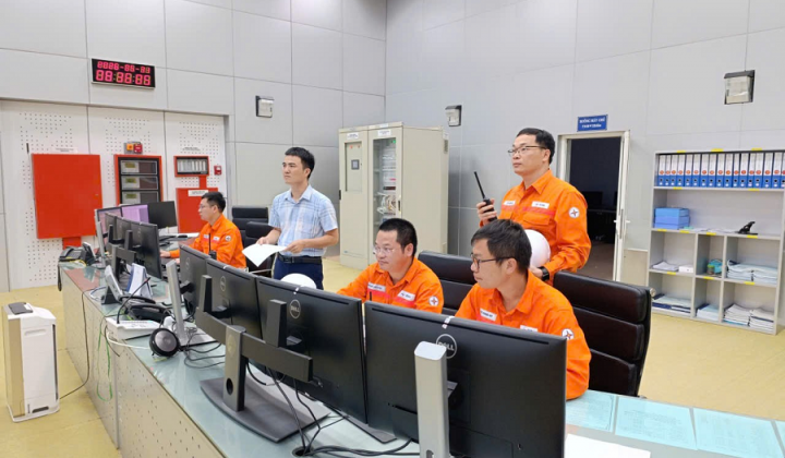 Diễn tập khởi động đen thành công tại Thủy điện Sơn La