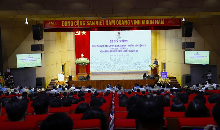 Công đoàn TKV: 30 năm đồng hành cùng thợ mỏ, viết tiếp truyền thống “Kỷ luật và Đồng tâm”