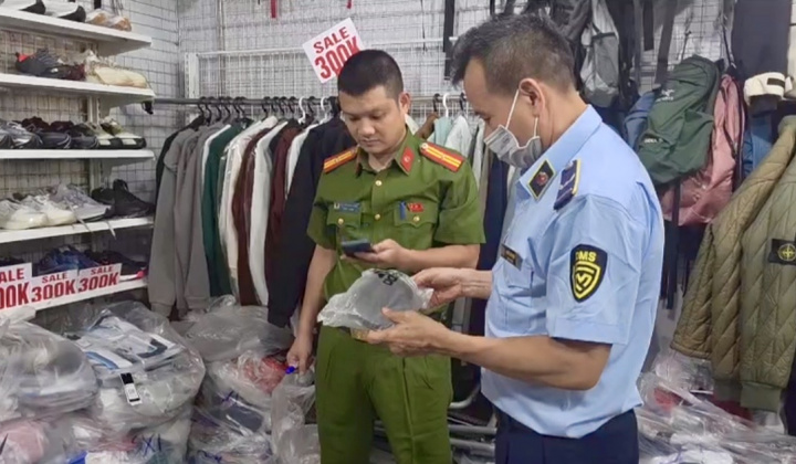 Hà Nội khởi tố 147 vụ án buôn lậu, hàng giả trong 6 tháng đầu năm