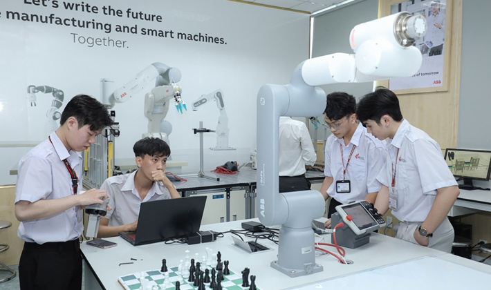Đề án nhân lực công nghệ cao: IUH có 5 chương trình Thạc sĩ tài năng STEM được Bộ GD&ĐT phê duyệt