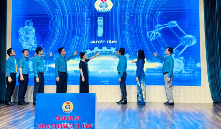 Thi đua đổi mới sáng tạo, nâng cao năng suất lao động trong ngành Công Thương