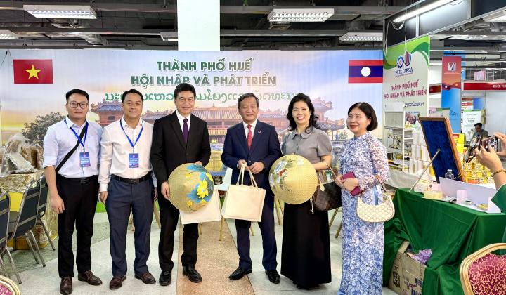 VIETLAO EXPO 2026 thúc đẩy kết nối thương mại, hướng tới mục tiêu kim ngạch song phương 5 tỷ USD