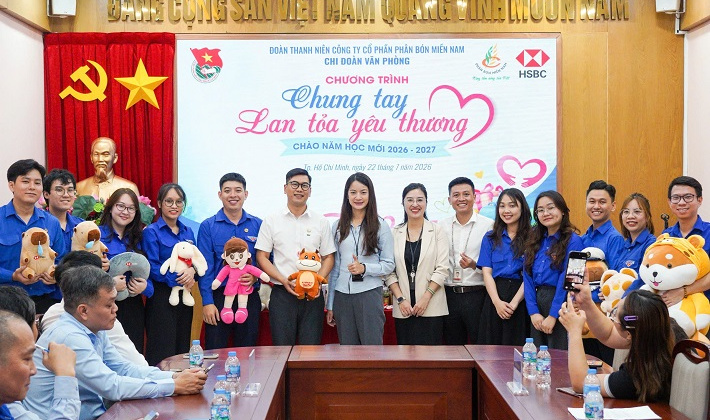 Phân Bón Miền Nam chung tay lan tỏa yêu thương, chào năm học mới