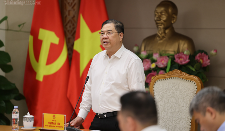 Phó Thủ tướng Thường trực chỉ đạo tháo gỡ vướng mắc cho các dự án điện gió ở tỉnh Lâm Đồng