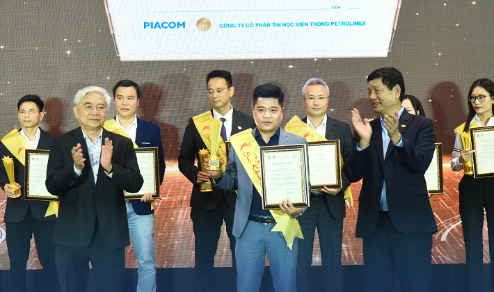 PIACOM TAS vào Top 10 Sao Khuê 2026 với Giải pháp tự động hóa kho xăng dầu