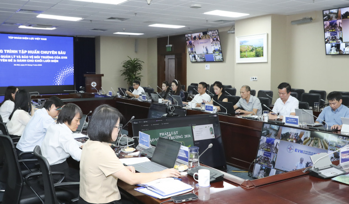 EVN tập huấn chuyên sâu về bảo vệ môi trường cho khối lưới điện