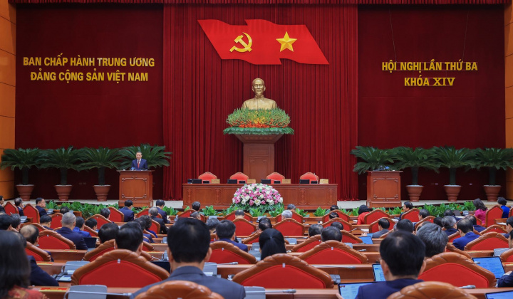 Khẩn trương rà soát văn bản quy phạm pháp luật, kịp thời thể chế hóa các nghị quyết, kết luận Hội nghị Trung ương 3 khóa XIV