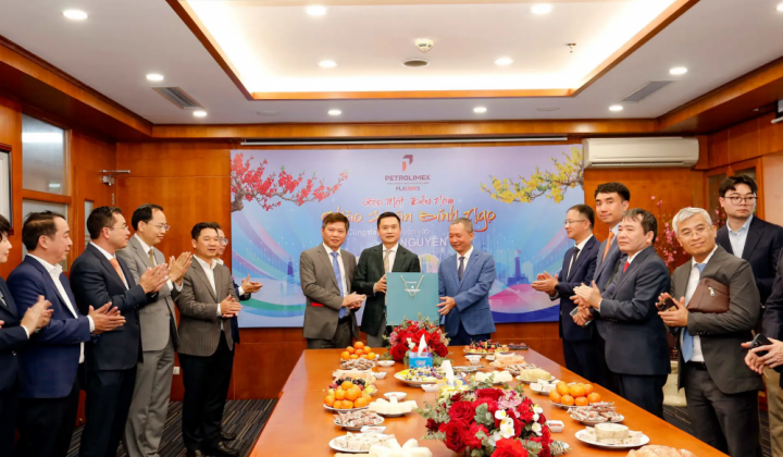 Hóa dầu Petrolimex: Sôi nổi, phấn khởi ngày khai xuân Bính Ngọ 2026