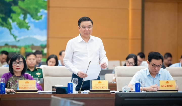 Bộ trưởng Lê Mạnh Hùng giải trình, tiếp thu, chỉnh lý dự thảo Luật Dầu khí (sửa đổi)