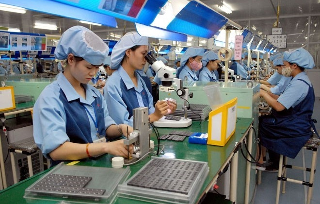 Nửa cuối tháng 7, cán cân thương mại đảo chiều, xuất siêu gần 340 triệu USD