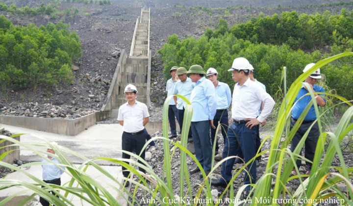 Ban Chỉ huy Phòng thủ dân sự Bộ Công Thương kiểm tra công tác phòng, chống thiên tai tại TKV