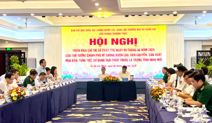 Cấm trưng bày thuốc lá tại điểm bán: Bài toán lộ trình và thực thi