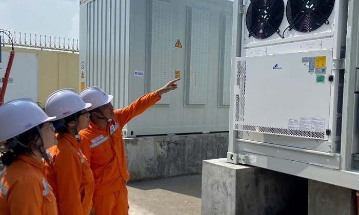 Công ty Điện lực Ninh Bình đóng điện thành công 03 hệ thống BESS, tăng cường năng lực cung ứng điện dịp Quốc khánh 2/9