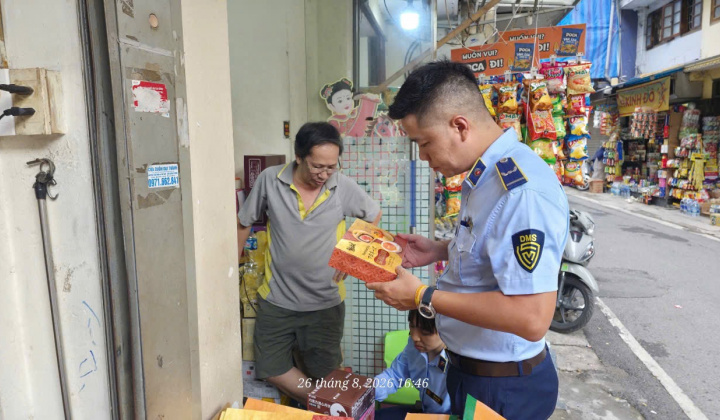 Hà Nội: Xử phạt cơ sở kinh doanh 871 đồ chơi trẻ em không rõ nguồn gốc