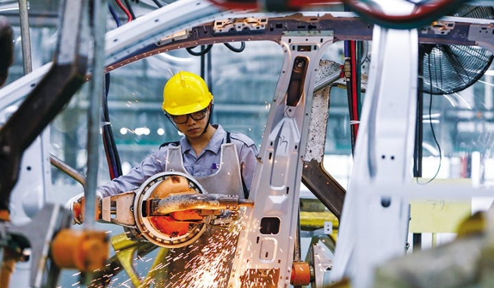 Cắt giảm tối đa thủ tục hành chính, tạo đột phá cho tăng trưởng hai con số giai đoạn 2026 - 2030