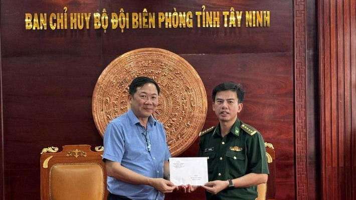 Hiệp hội Thuốc lá Việt Nam trao thưởng lực lượng Bộ đội Biên phòng tỉnh Tây Ninh