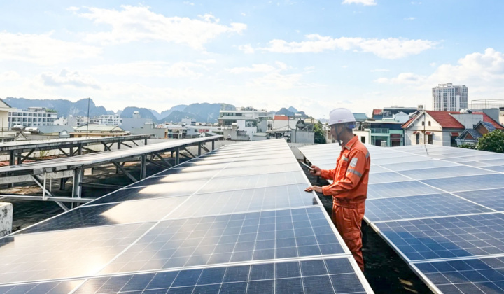Đẩy mạnh lắp đặt điện mặt trời mái nhà tại công sở, trường học, bệnh viện