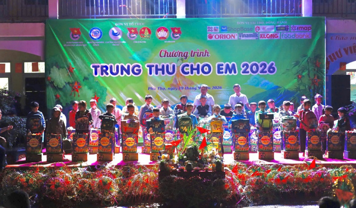Trung thu cho em 2026: Mang yêu thương đến với các em thiếu nhi xã Vân Sơn