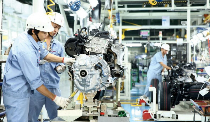 ADB nâng dự báo tăng trưởng kinh tế của Việt Nam