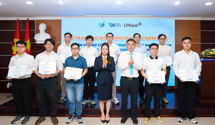 LPBank trao 43 suất học bổng sau đại học, tiếp sức nguồn nhân lực khoa học – công nghệ