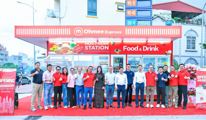 Petrolimex khai trương hai cửa hàng tiện lợi Ohmee Express đầu tiên