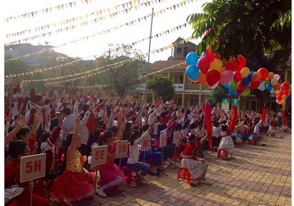 Trường tiểu học chung tay tiết kiệm điện