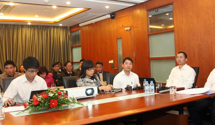 Hội nghị Đại lý phân phối DMN lon hộp năm 2013