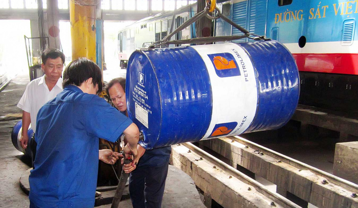 PLC thử nghiệm thành công dầu động cơ cao cấp trên đầu máy đường sắt