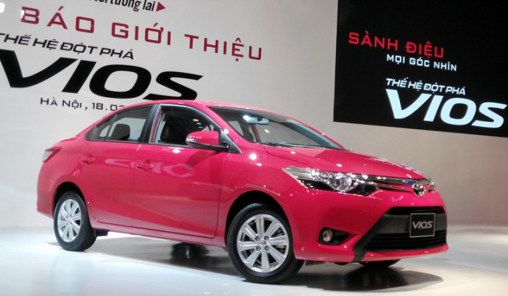 Toyota ra mắt Vios mới giá bán không đổi