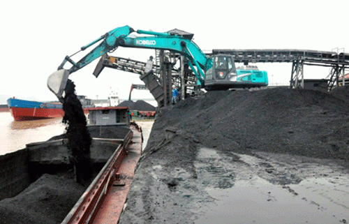 Công ty Kho vận Đá Bạc tiêu thụ 8,2 triệu tấn than trong năm 2014