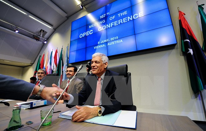 OPEC duy trì sản lượng dầu mỏ ở mức 30 triệu thùng mỗi ngày