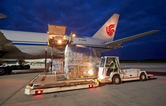 Trung Quốc lập hãng vận chuyển hàng hóa đường không hàng đầu châu Á