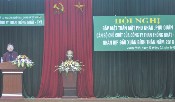 Phía sau sự thành công của người lãnh đạo...