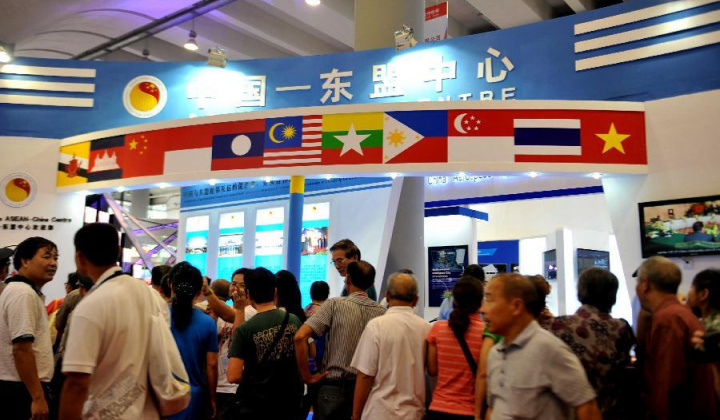 Introducing Vietnamese goods at the 13th China-ASEAN Expo