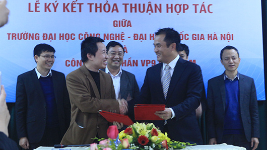 Liên kết khoa học công nghệ giữa nhà trường và doanh nghiệp