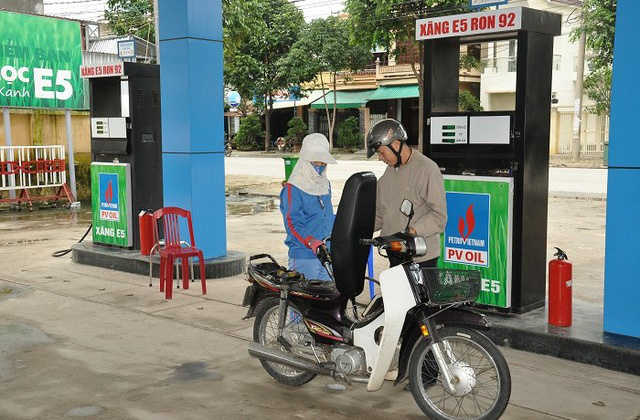 Từ 1/1/2018, chỉ sản xuất xăng E5 RON 92 và xăng khoáng RON 95
