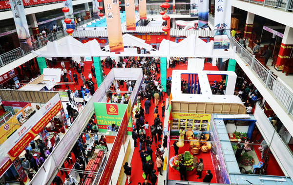 Vietnamese, Chinese deals hit 60 billion VND at int’l trade fair