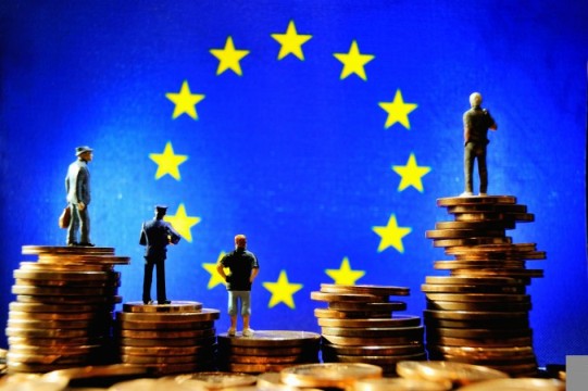 EU đầu tư 1 tỉ EUR cho siêu máy tính nhanh nhất thế giới vào năm 2023