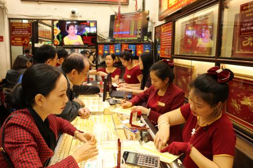 Thị trường vàng trầm lắng phiên đầu tuần