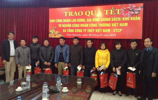 Người lao động VNSTEEL xuân Mậu Tuất: Tết tri ân, xuân nghĩa tình  